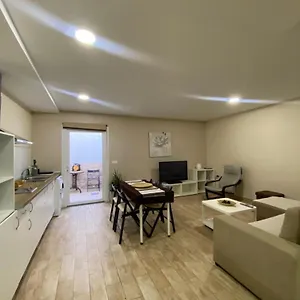 https://apartamentos-albeniz.es-andalucia.com